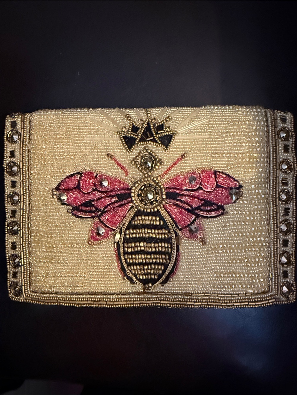 Mary Frances Buzzed Beaded Bee Crossbody Clutch Handbag Magnetic Bag
